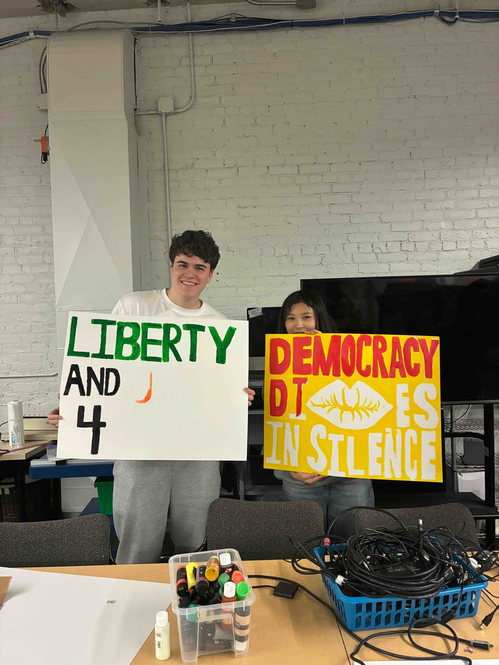 Teen Sign-making Workshop 3